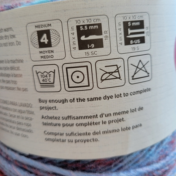 Red Heart Roll With It Sparkle and Melange Yarn - Picture 5 of 8